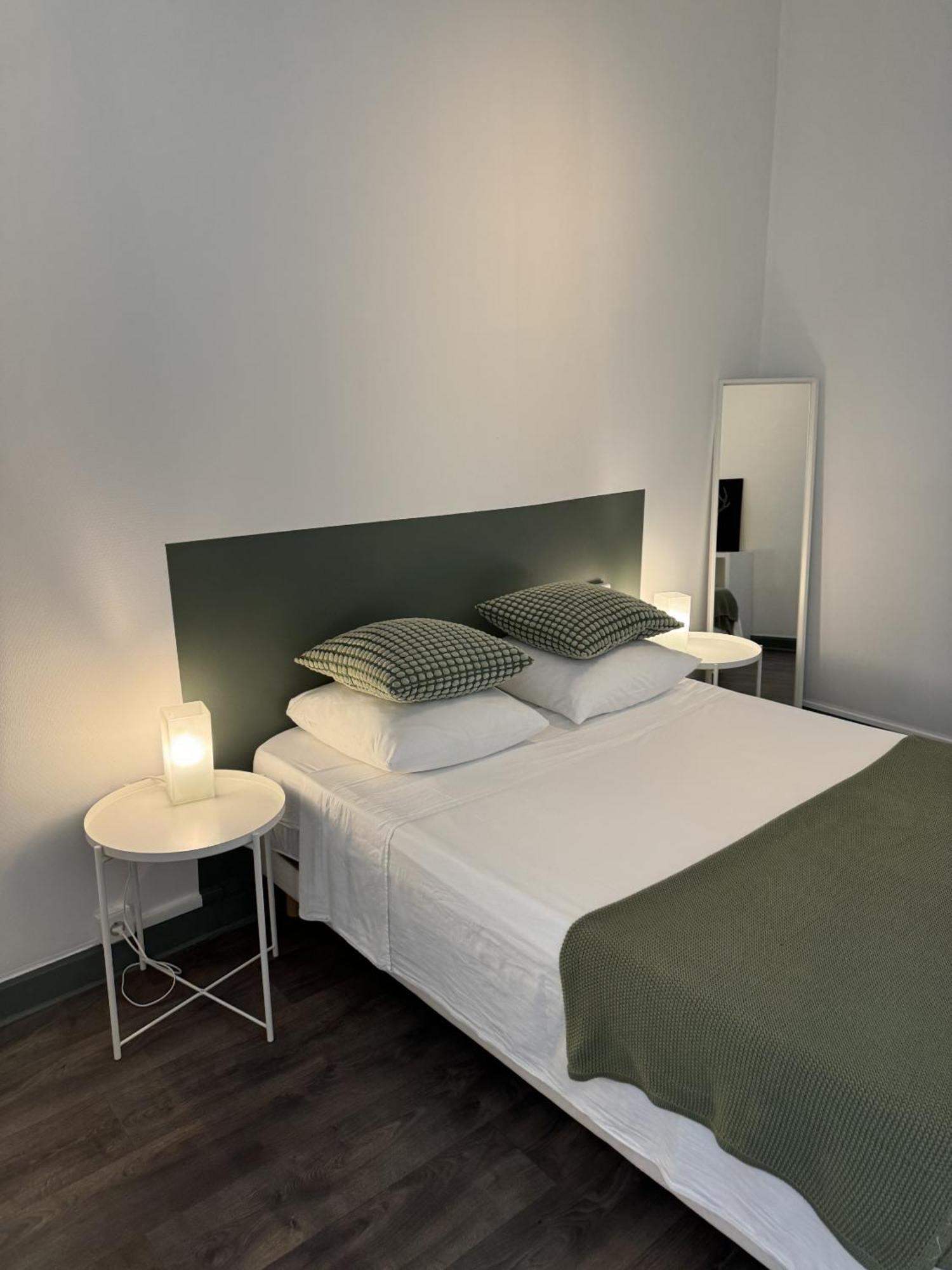 Apartment Cite 4 Maison Bacou *