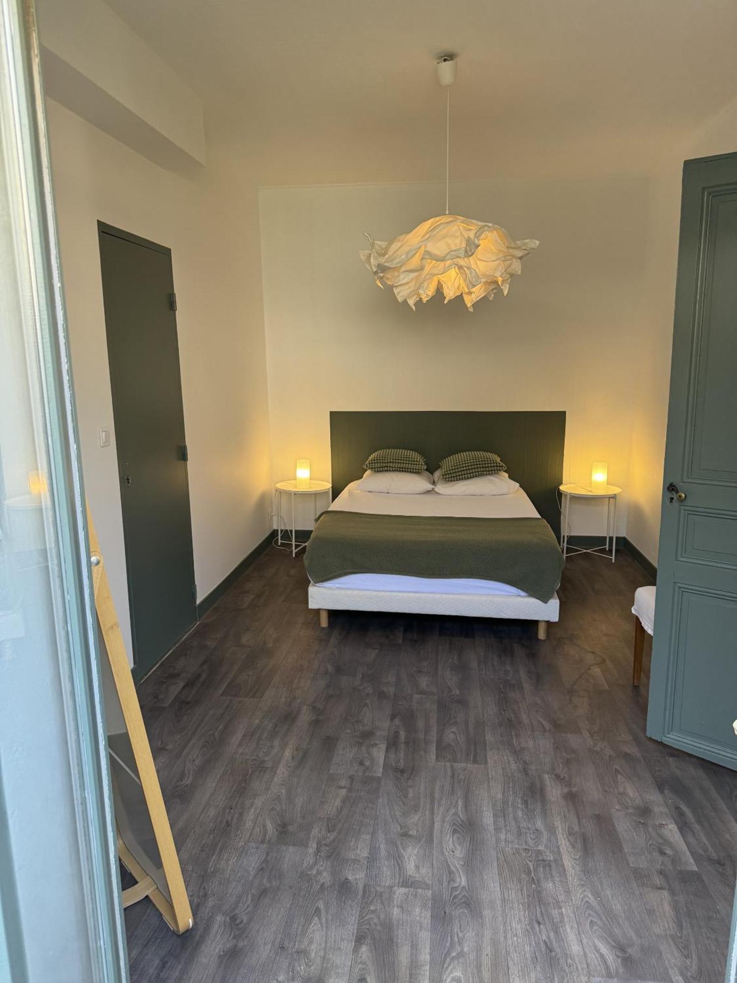 Apartment Cite 4 Maison Bacou *